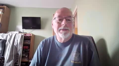 Snapshot of dutchunclejohn chatting on 10.18.25 DutchUncleJohn online show from 10.18.25