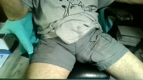 Snapshot of dvd4554 chatting on 06.15.26 gooodcam online show from 06.15.26