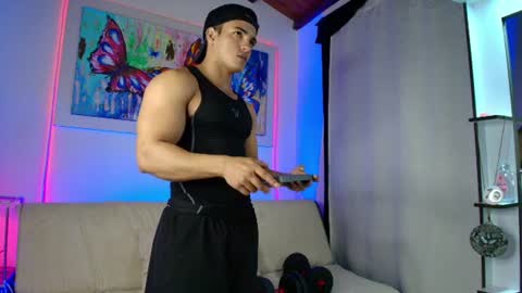 Snapshot of dwayne_esteven10 chatting on 06.20.26 dwayne_esteven10 online show from 06.20.26