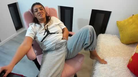 dayana online show from 11.29.25