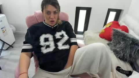 Snapshot of dyanakaylin chatting on 05.23.26 dayana online show from 05.23.26