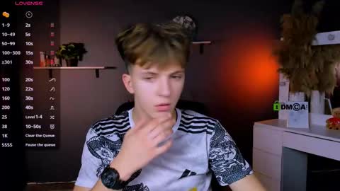 dylan_bold online show from 10.08.25