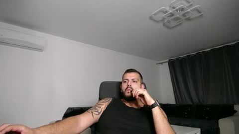 Dylan Dom  online show from 10.07.25