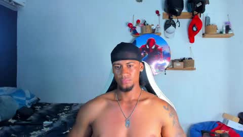 Snapshot of dylan_jake1 chatting on 04.19.26 Dylan online show from 04.19.26