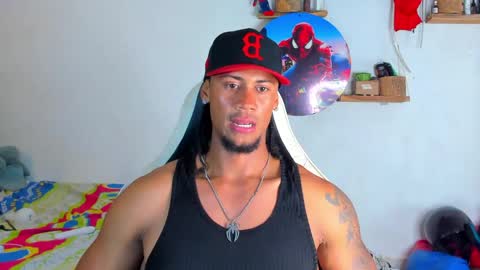 Snapshot of dylan_jake1 chatting on 05.12.26 Dylan online show from 05.12.26