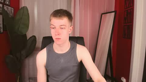 Snapshot of dylan_norton chatting on 05.14.26 Dylan online show from 05.14.26