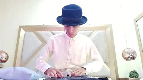 dylan_scotts online show from 09.28.25