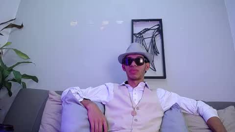 dylan_scotts online show from 10.10.25