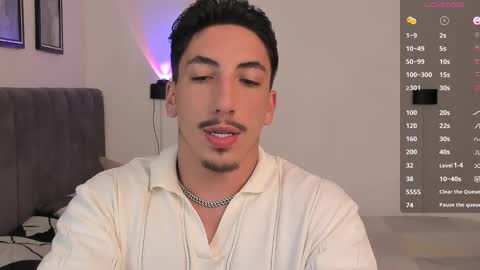 Bryan model independient online show from 02.22.25