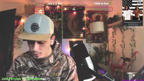 Snapshot of dylandaniel69 chatting on 03.07.25 Dylan Daniel 7.8 online show from 03.07.25