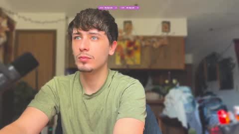 Snapshot of dylandaniel69 chatting on 10.01.25 Dylan Daniel 7.8 online show from 10.01.25