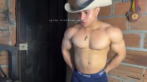 Snapshot of dylangusss chatting on 01.12.26 Dylangusss online show from 01.12.26