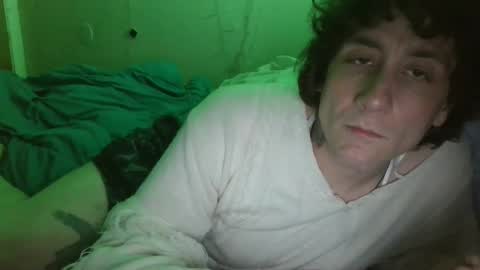 Snapshot of dylanjowelch chatting on 01.08.25 Aurora online show from 01.08.25