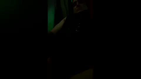 Snapshot of dylanjowelch chatting on 01.14.26 Aurora online show from 01.14.26