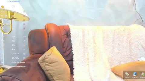 Snapshot of dylanstonne1 chatting on 01.10.25 D Y L A N online show from 01.10.25