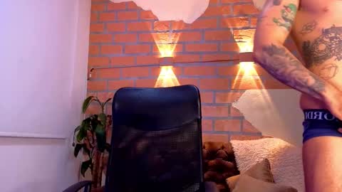 D Y L A N online show from 02.04.26