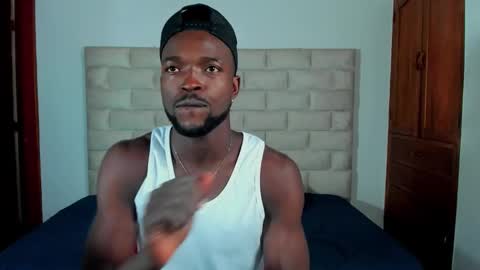 Dylan Taylor online show from 11.25.25