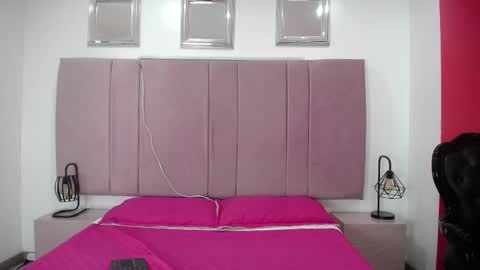 Snapshot of dymoni222 chatting on 03.05.25 dymoni222 online show from 03.05.25