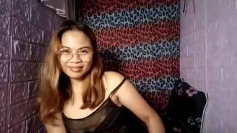 Snapshot of dynaq chatting on 02.16.25 dynaq online show from 02.16.25