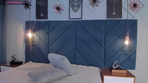 Juana online show from 02.10.25