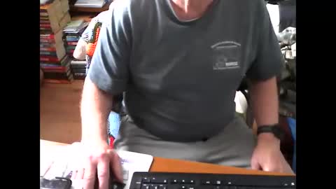 Snapshot of dyxson chatting on 04.23.26 dyxson online show from 04.23.26