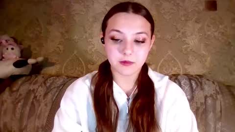 Snapshot of earlenegadsden chatting on 02.05.26 Yuni online show from 02.05.26