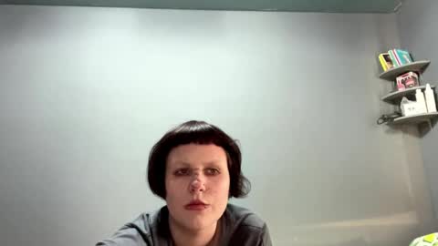 Snapshot of earthascritchfield chatting on 05.06.26 Rina online show from 05.06.26
