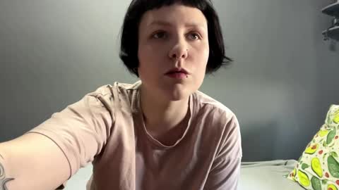 Snapshot of earthascritchfield chatting on 05.19.26 Rina online show from 05.19.26