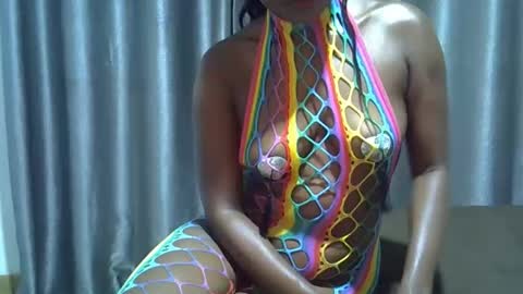 Snapshot of east_queen chatting on 09.12.25 east_queen online show from 09.12.25