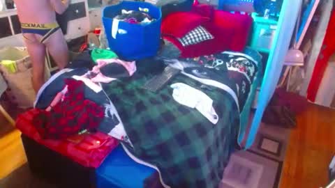 eastbayboy57 online show from 11.28.25