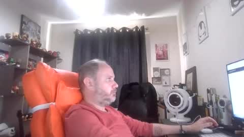 Snapshot of eastmidssoul chatting on 06.24.26 eastmidssoul online show from 06.24.26
