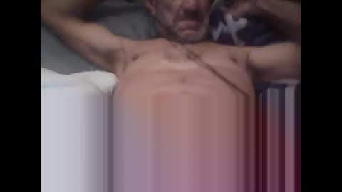 Snapshot of easye4015 chatting on 11.10.25 Easye online show from 11.10.25