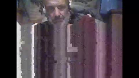 Snapshot of easye4015 chatting on 11.23.25 Easye online show from 11.23.25