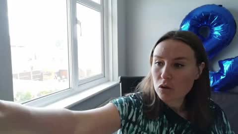 Nadia Ferreira  online show from 05.12.26