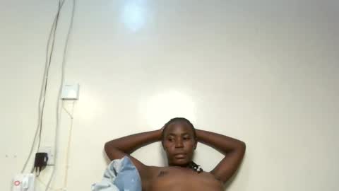 Snapshot of eboniey_slim chatting on 02.22.26 eboniey_slim online show from 02.22.26