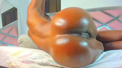 Snapshot of ebonnygoddess2 chatting on 02.14.25 2 online show from 02.14.25