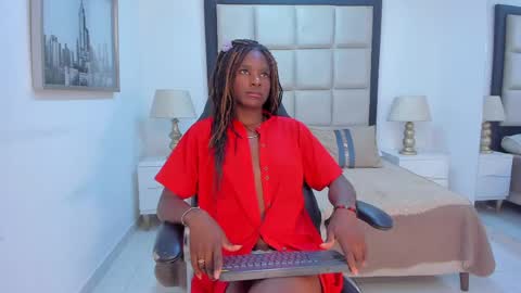 Snapshot of ebonnyshantall chatting on 05.25.26 ebonnyshantall online show from 05.25.26