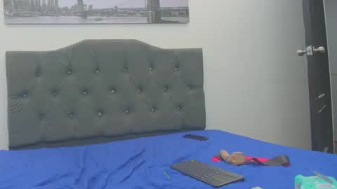 ebons_sexy online show from 12.13.24