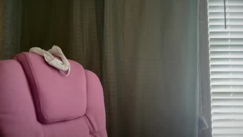 Snapshot of ebony8ivory chatting on 05.11.26 americnbarbie online show from 05.11.26