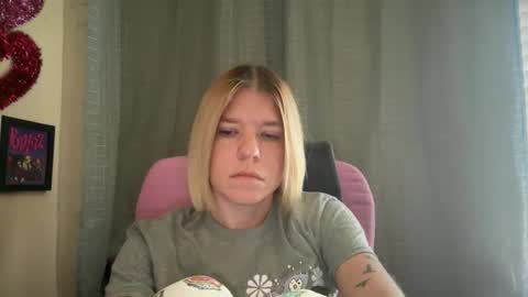 Snapshot of ebony8ivory chatting on 05.24.26 americnbarbie online show from 05.24.26