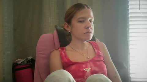 Snapshot of ebony8ivory chatting on 06.18.26 americnbarbie online show from 06.18.26