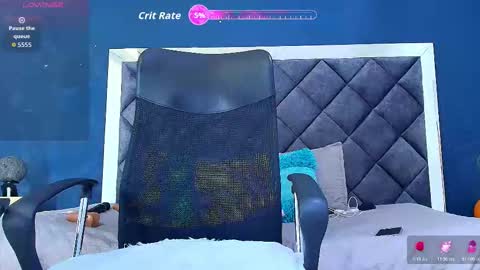 Snapshot of ebony__jheim chatting on 11.04.25 jheim online show from 11.04.25