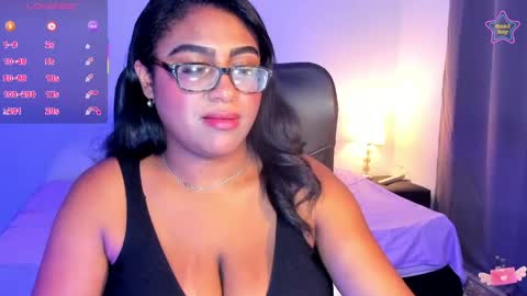 Snapshot of ebony__queen2 chatting on 05.14.26 ebony__queen2 online show from 05.14.26