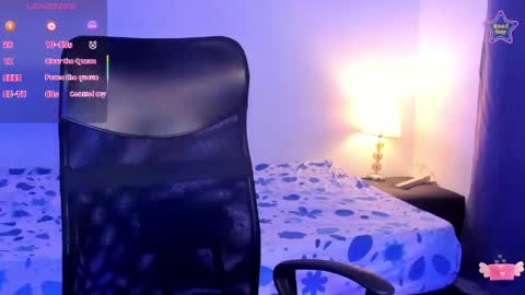 Snapshot of ebony__queen2 chatting on 05.18.26 ebony__queen2 online show from 05.18.26