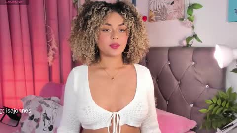 Snapshot of ebony_curly2 chatting on 03.19.26 isa online show from 03.19.26