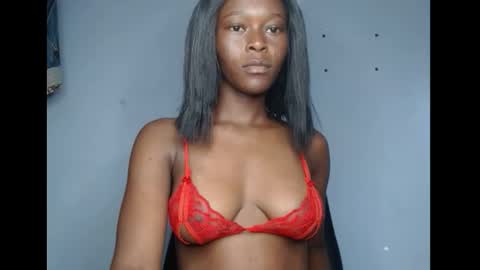 Snapshot of ebony_dark_melaninqueen chatting on 09.13.25 vicky online show from 09.13.25