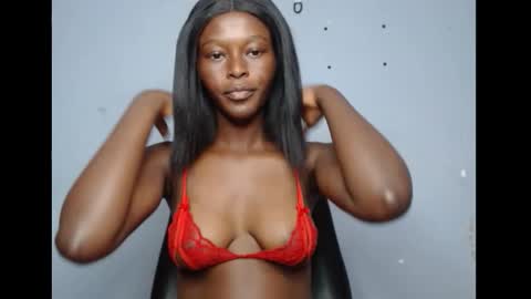 Snapshot of ebony_dark_melaninqueen chatting on 09.28.25 vicky online show from 09.28.25