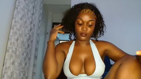 Snapshot of ebony_ghoddes chatting on 05.03.26 ebony online show from 05.03.26