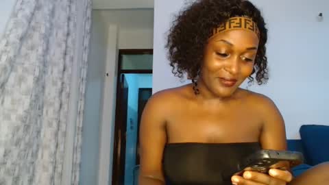 Snapshot of ebony_ghoddes chatting on 05.03.26 ebony online show from 05.03.26