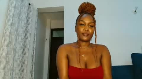 Snapshot of ebony_ghoddes chatting on 07.15.26 ebony online show from 07.15.26